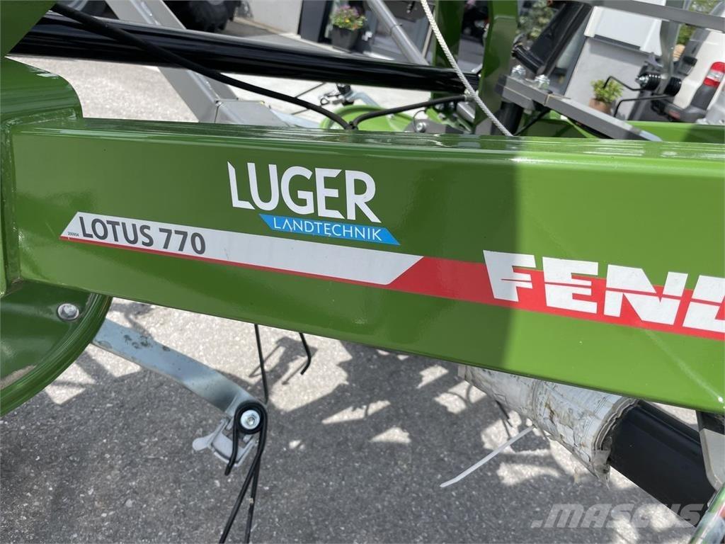 Fendt Lotus 770 Okretači i sakupljači sijena