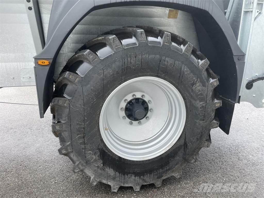 Fliegl ADS 120 Rasipači gnojiva