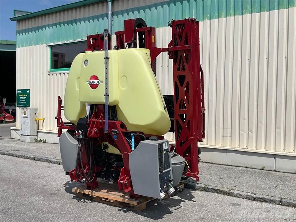 Hardi Mega 1200 Vučene prskalice