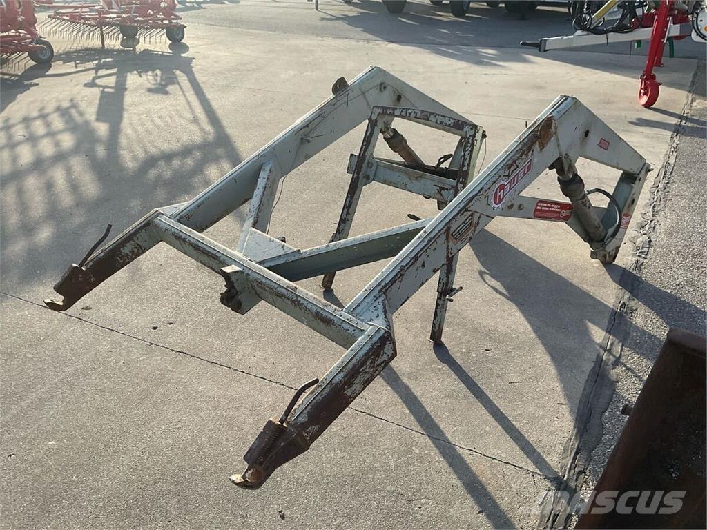 Hauer MH 120 Priključci za prednji utovarivač