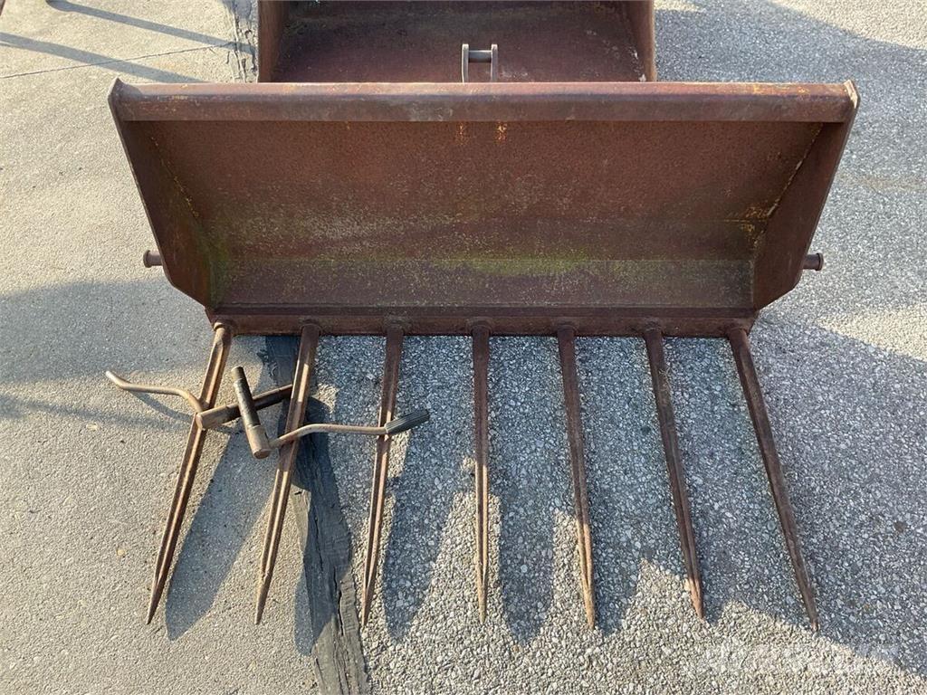 Hauer MH 120 Priključci za prednji utovarivač