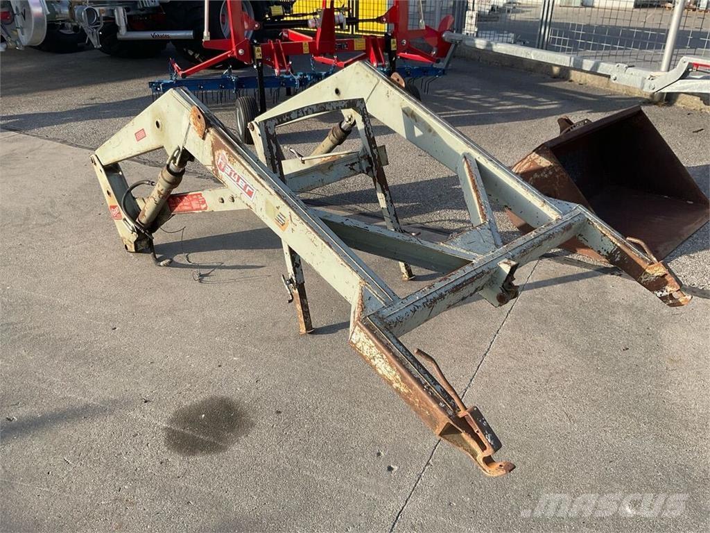 Hauer MH 120 Priključci za prednji utovarivač