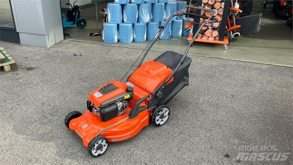 Husqvarna LC 253S Traktorske kosilice