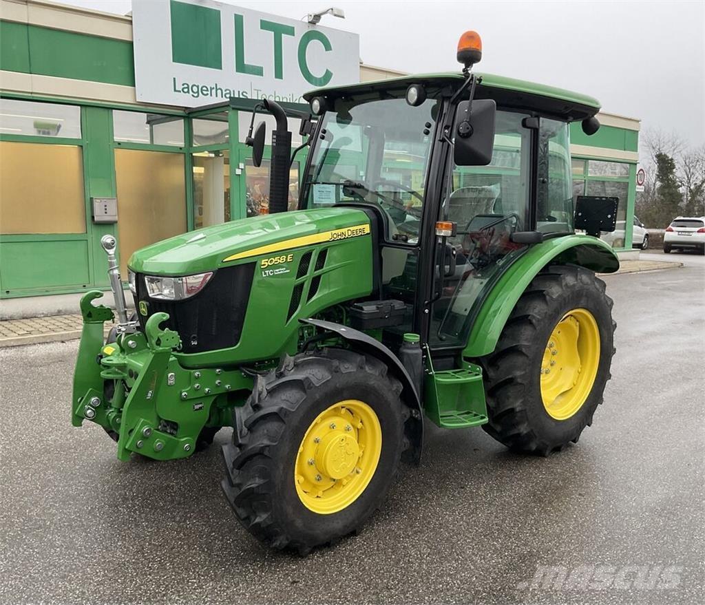 John Deere 5058E Traktori