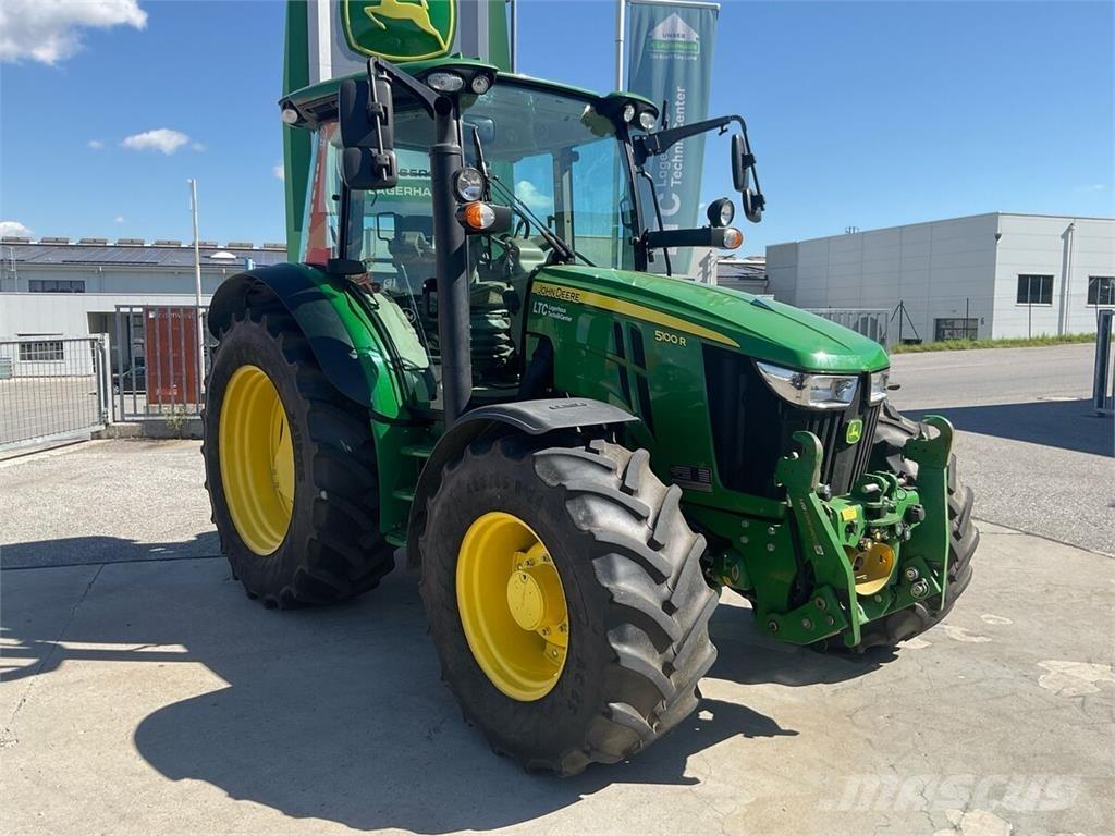 John Deere 5100R Traktori
