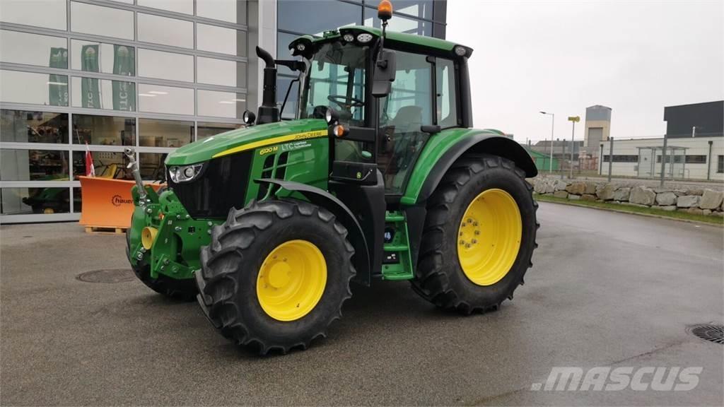 John Deere 6120M Traktori