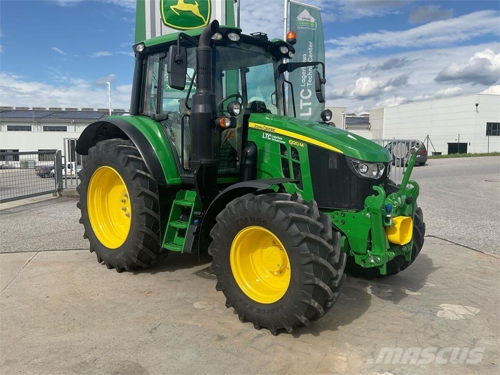 John Deere 6120M Traktori
