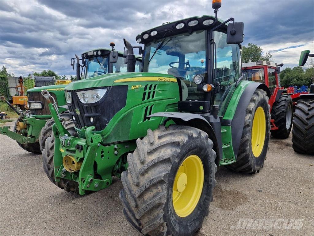 John Deere 6125R Traktori