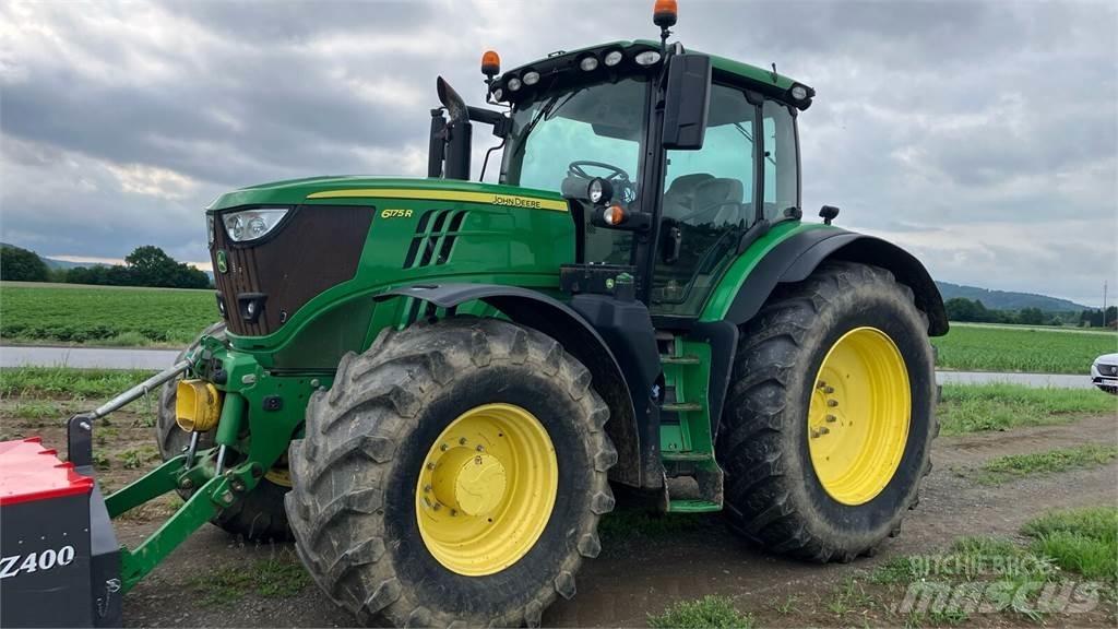 John Deere 6175R Traktori