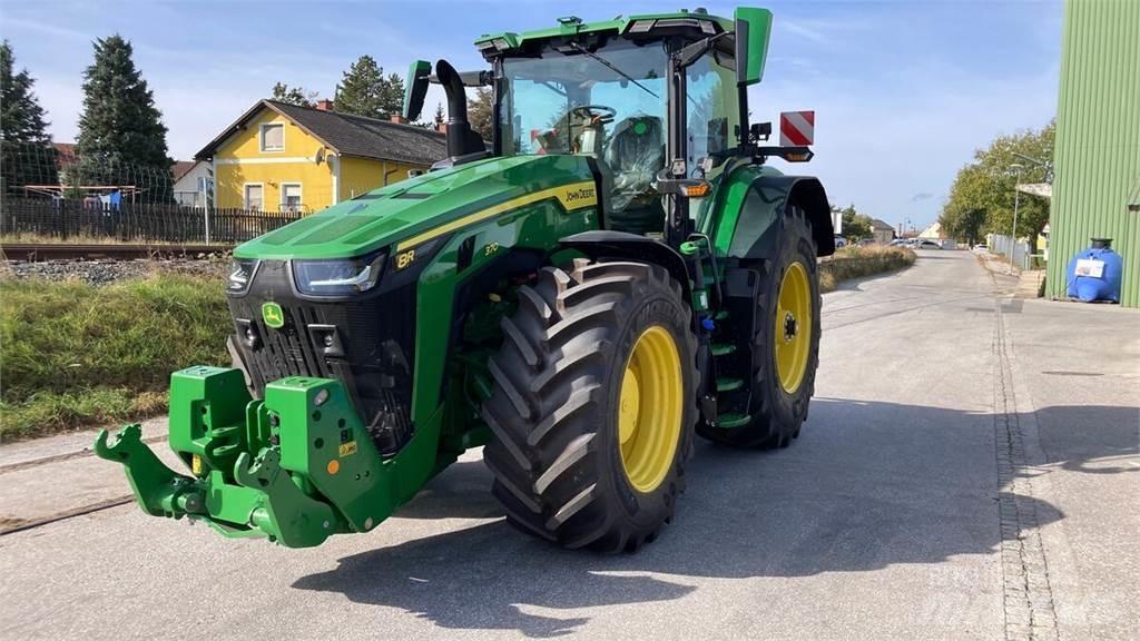 John Deere 8R370 Traktori
