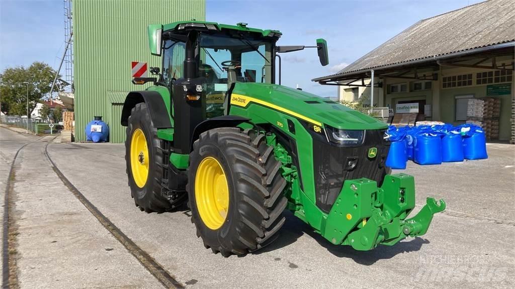 John Deere 8R370 Traktori