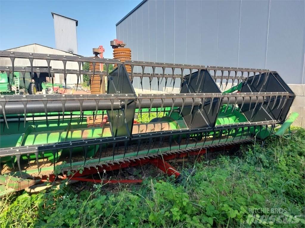 John Deere W440 Kombajni