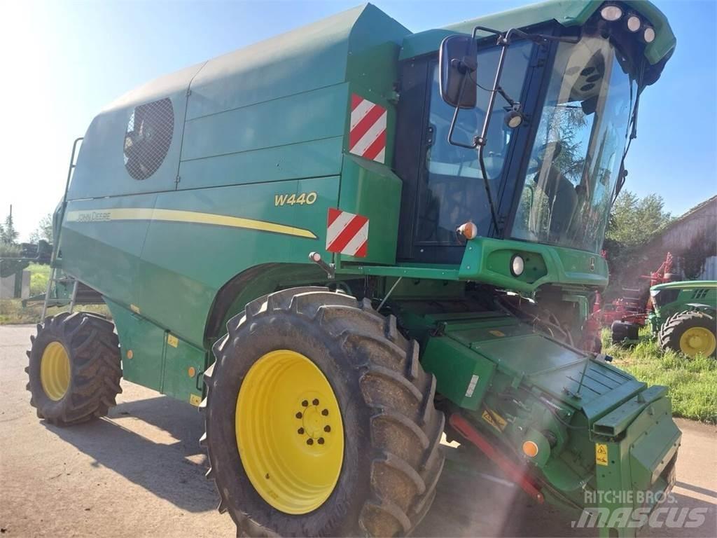 John Deere W440 Kombajni