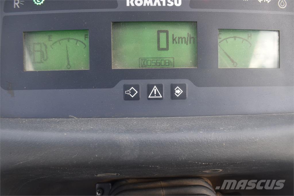 Komatsu WA100M-7 Utovarivači na kotačima