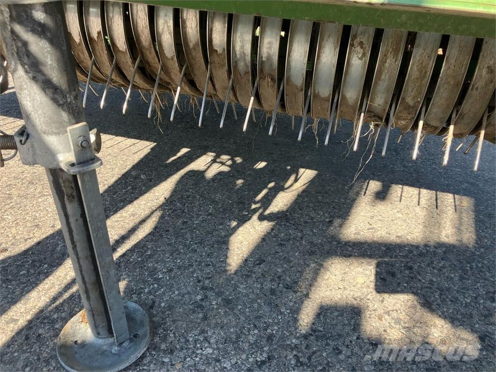 Krone V 150 XC Rolo balirke