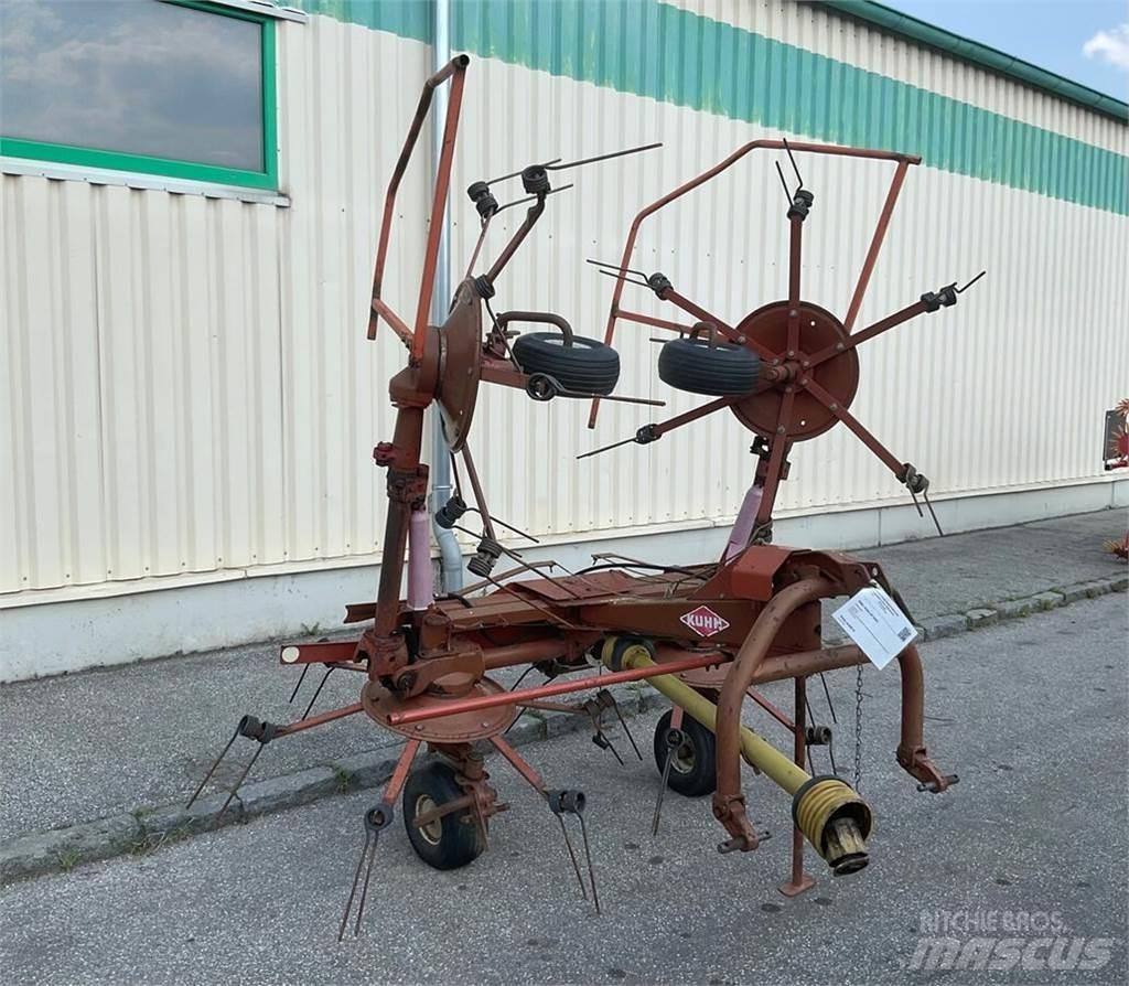 Kuhn GF 5001 Okretači i sakupljači sijena