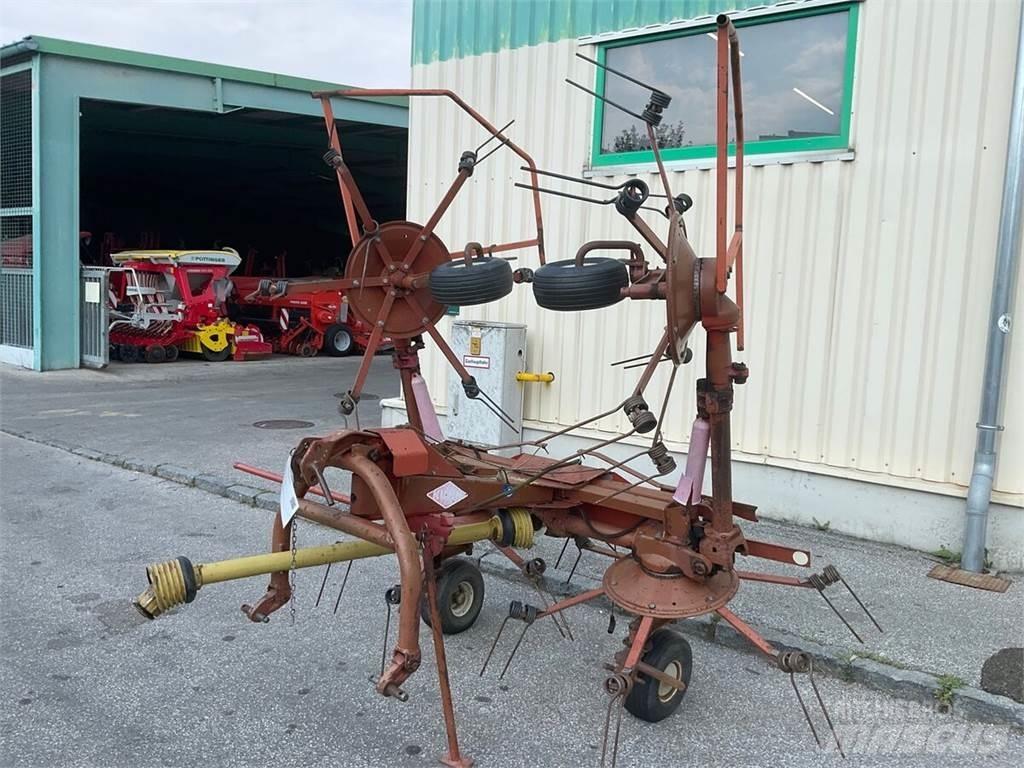 Kuhn GF 5001 Okretači i sakupljači sijena