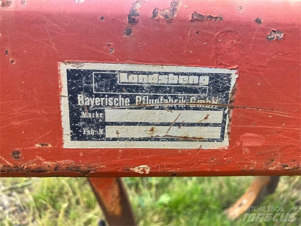 Landsberg 250/13 Kultivatori