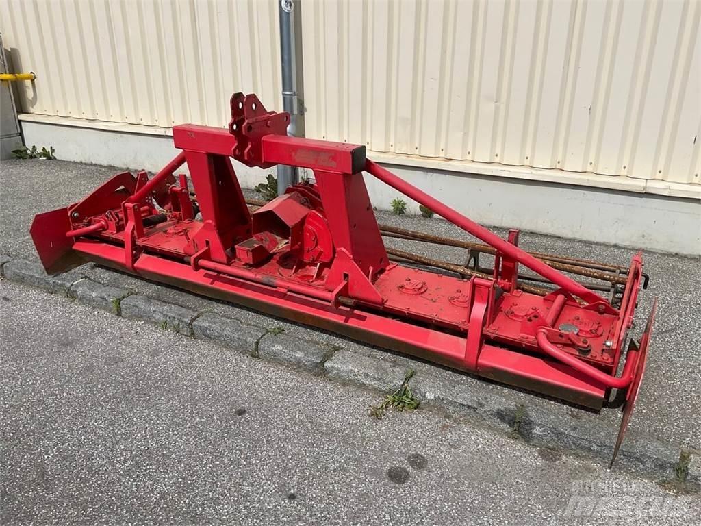 Lely 3025 Tanjurače