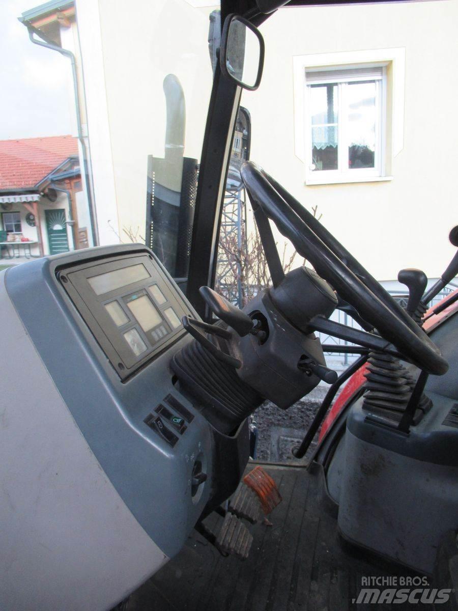 McCormick CX 105 Traktori