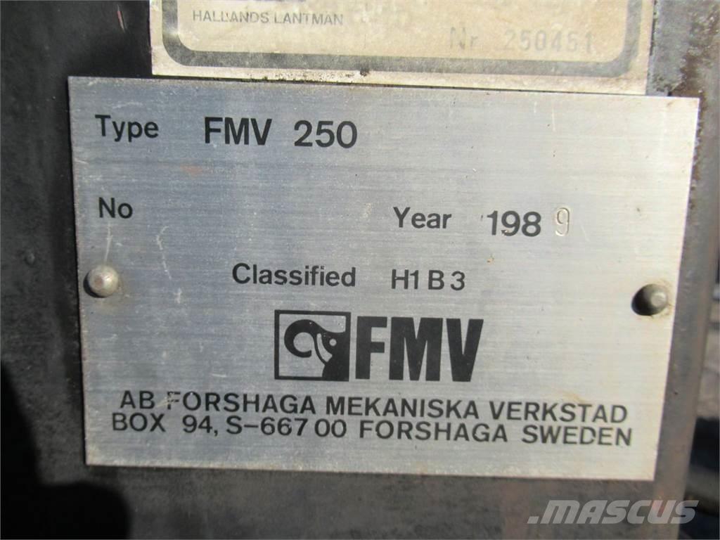 Moheda 7 + FMV 250 Šumarske prikolice