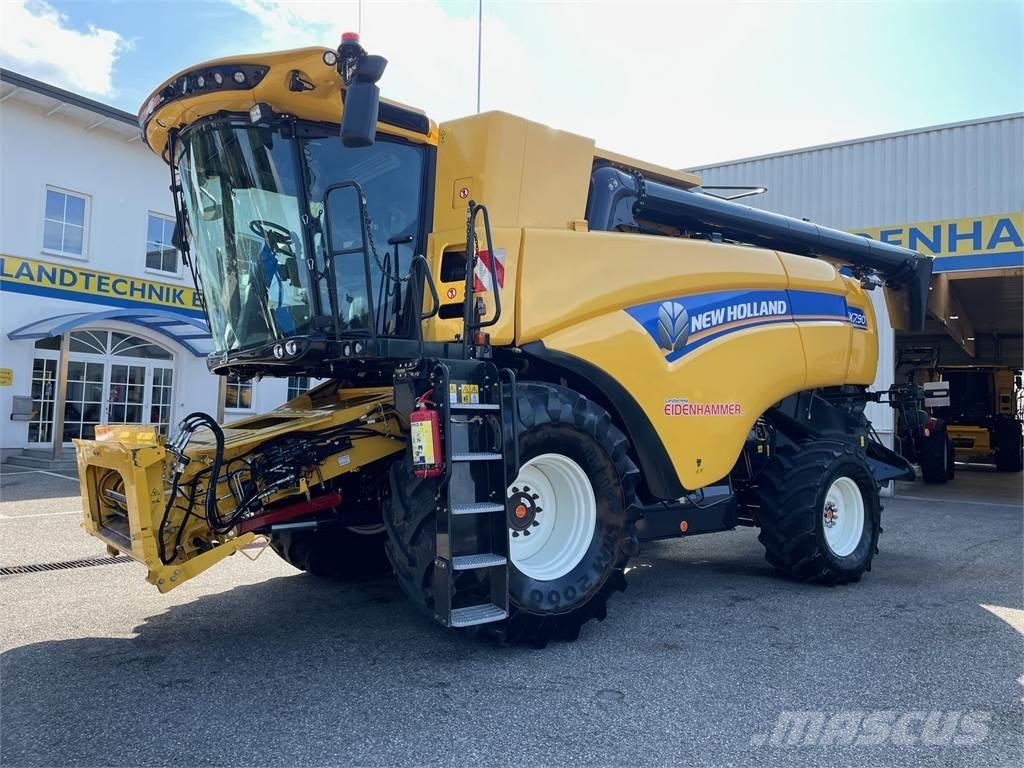 New Holland CX 7.90 Kombajni