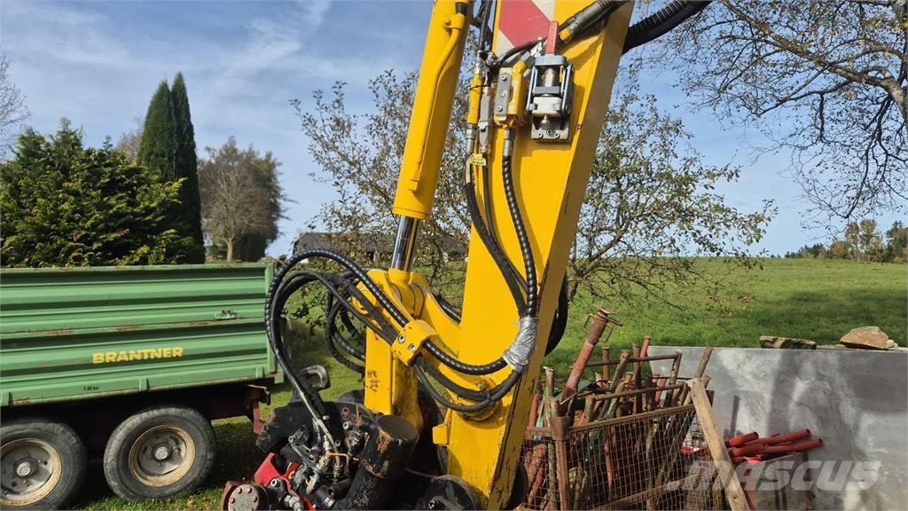 Takeuchi TB 295 W Bageri na kotačima