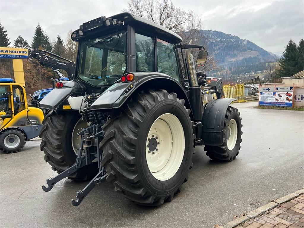 Valtra N 163 Traktori