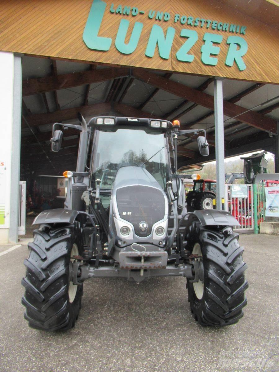 Valtra N 93 HiTech5 Traktori