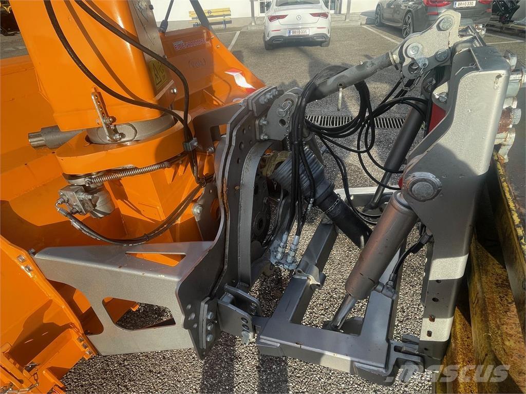  Westa 750/2600 Ostali strojevi za ceste i snijeg