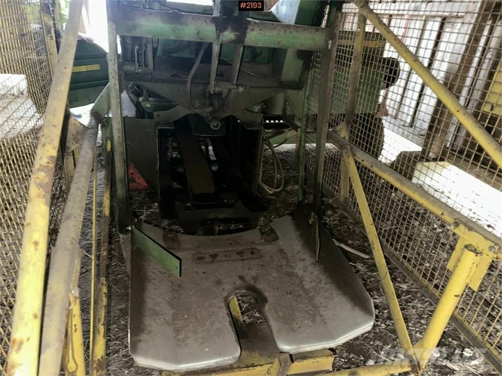 John Deere 342 Ostalo