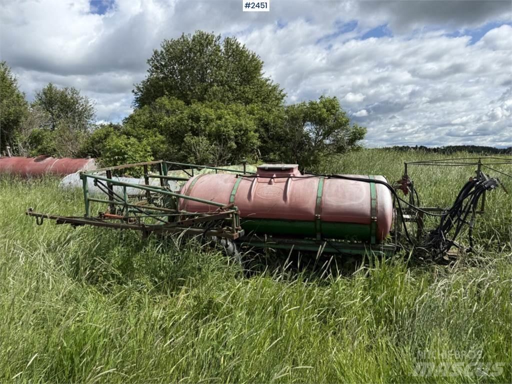 Moteska 2000liter Prskalice za vinogradstvo