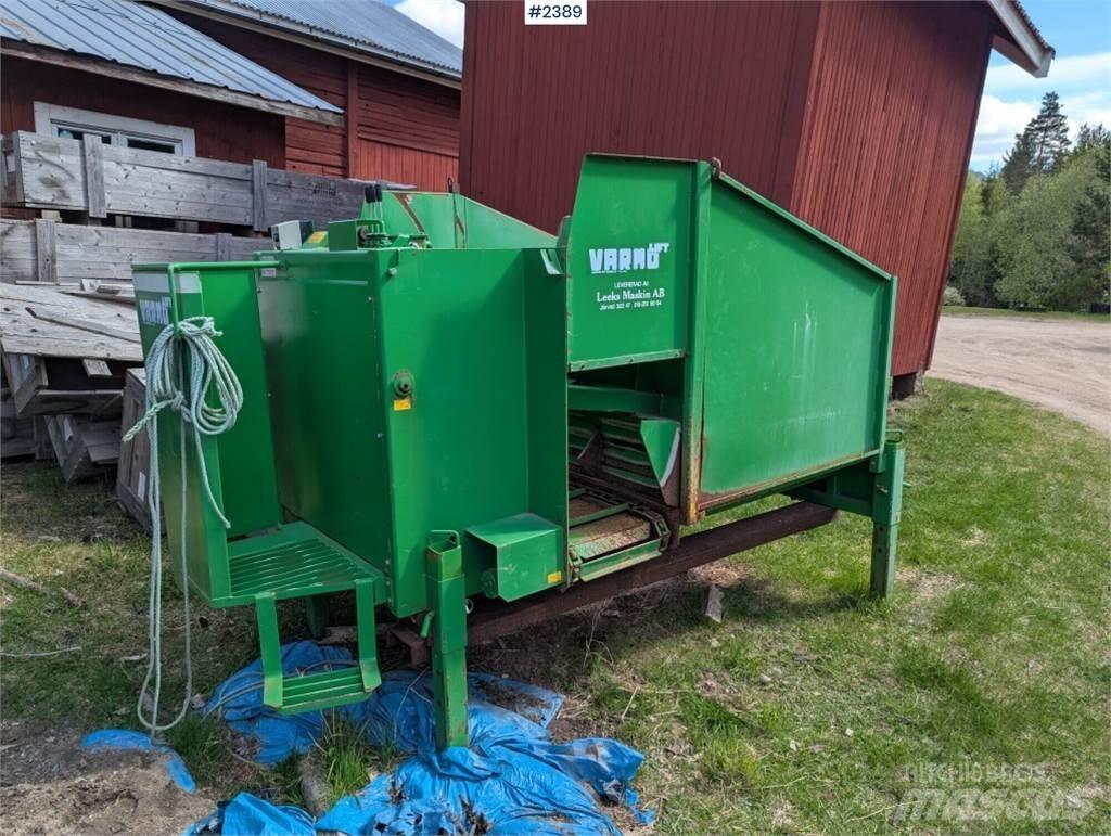 Varmo Lift PPNL Ostala oprema za žetvu stočne hrane