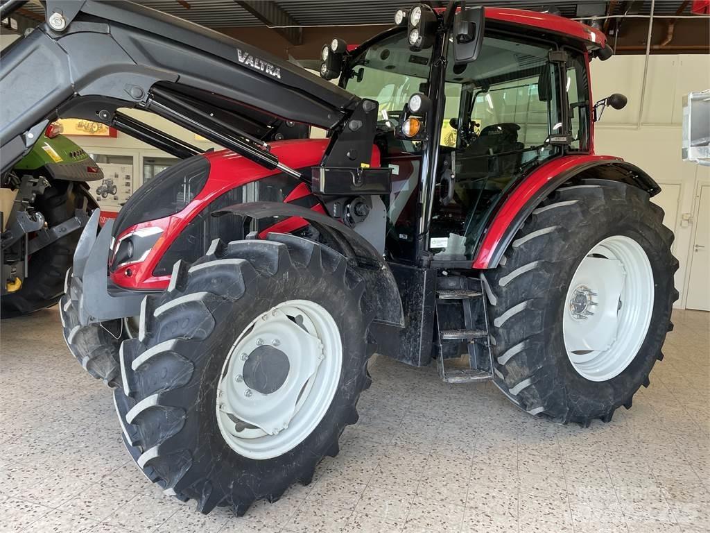 Valtra 135LH Traktori