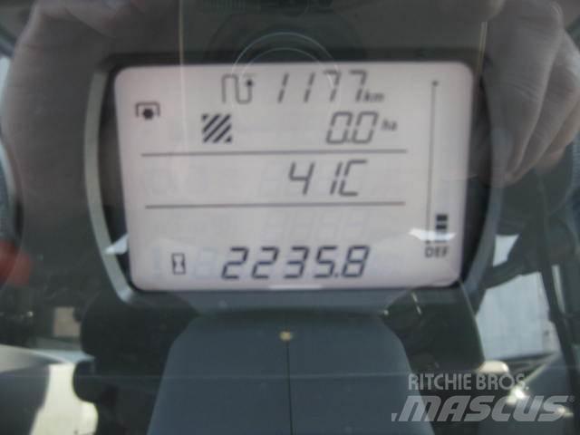 Valtra 135LH Traktori