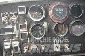 Mack RD688S Sniježne daske i  plugovi