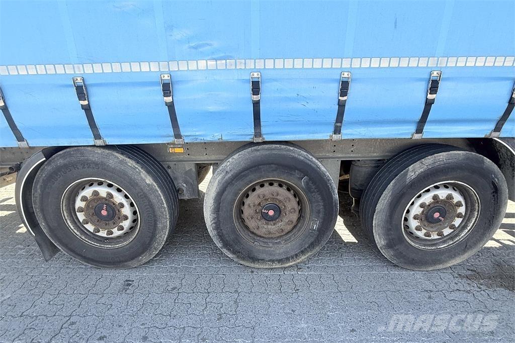 Kel-Berg 3 Aks Poluprikolice sa ceradom