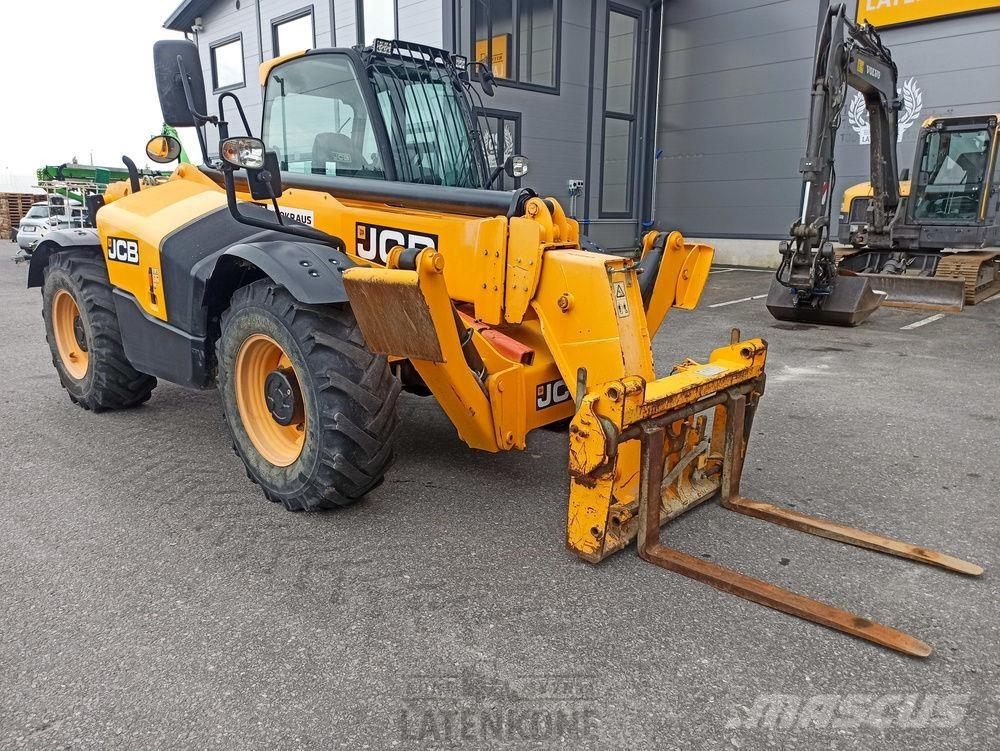 JCB 535-125 kurottaja Teleskopski viličari