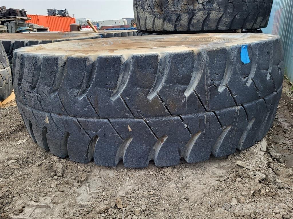 Goodyear RM-4B+ Gume, kotači i naplatci