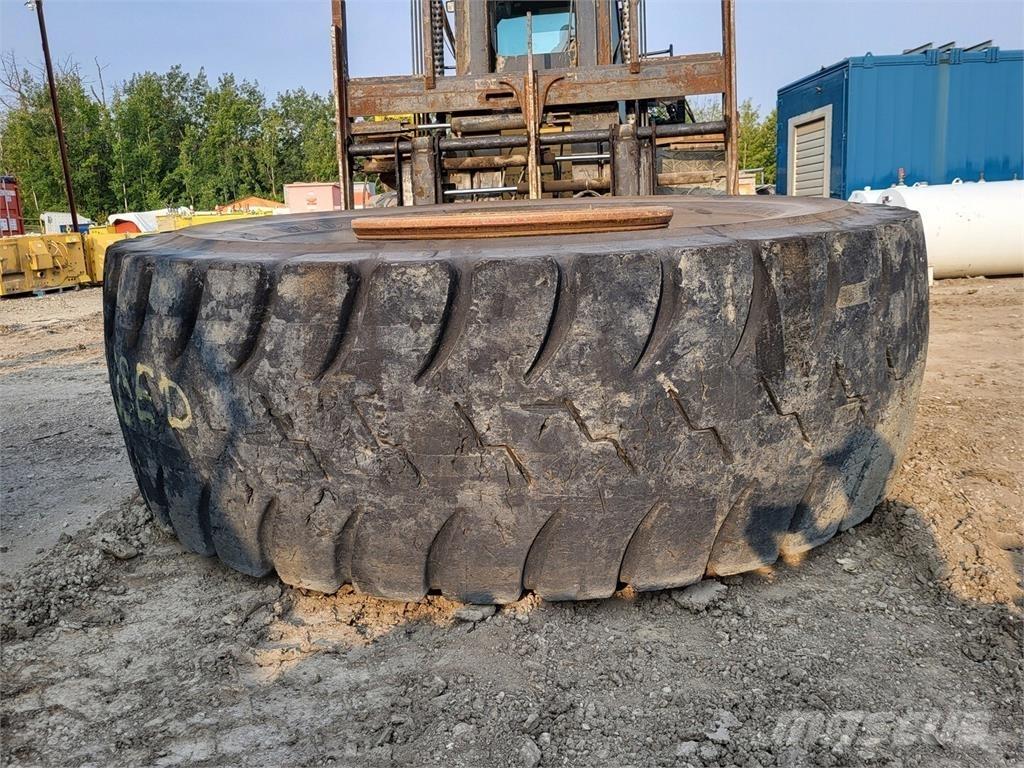 Goodyear RM-4B+ Gume, kotači i naplatci