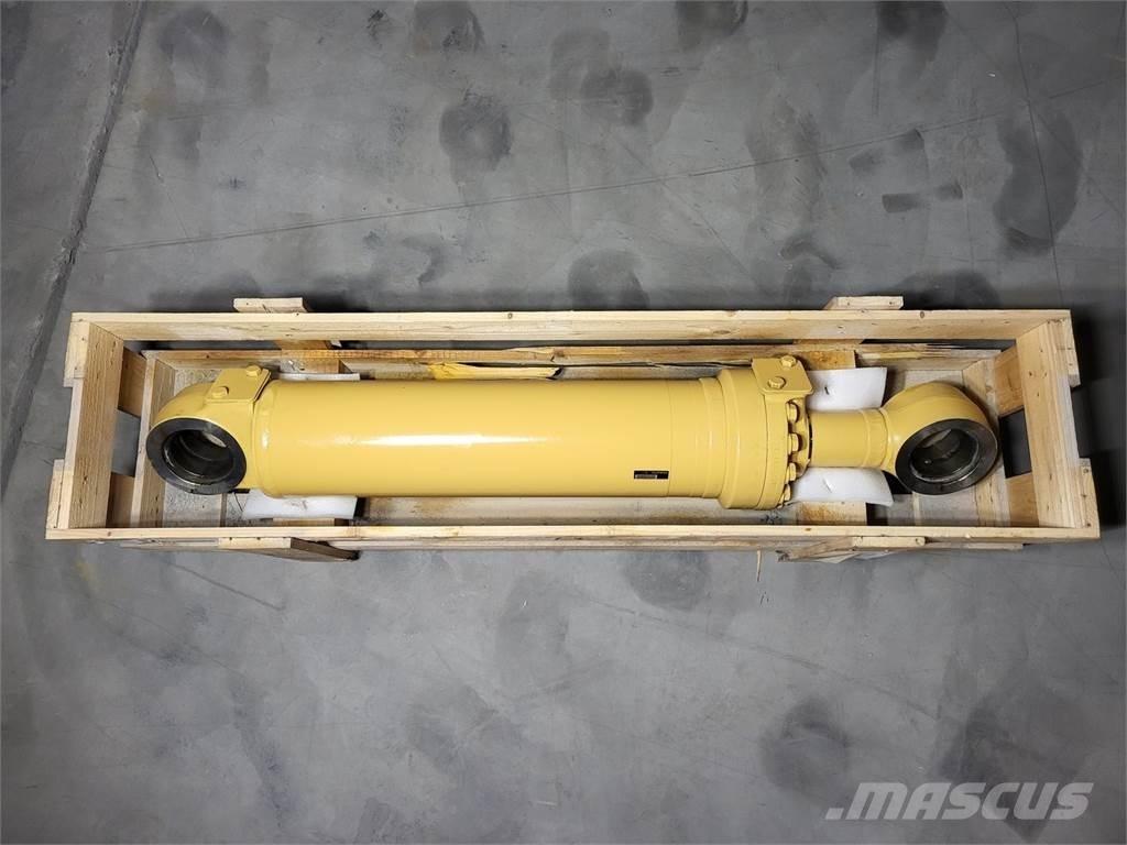 Komatsu 707-01-0E630 Transport – ostalo