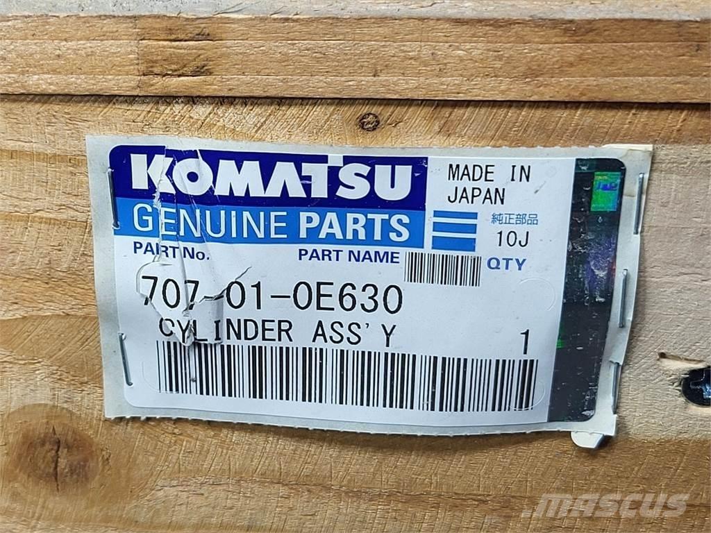 Komatsu 707-01-0E630 Transport – ostalo