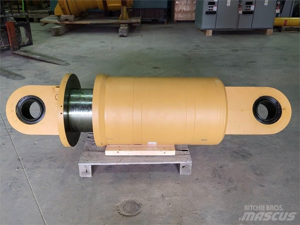 Komatsu EH9423 Zglobni demperi