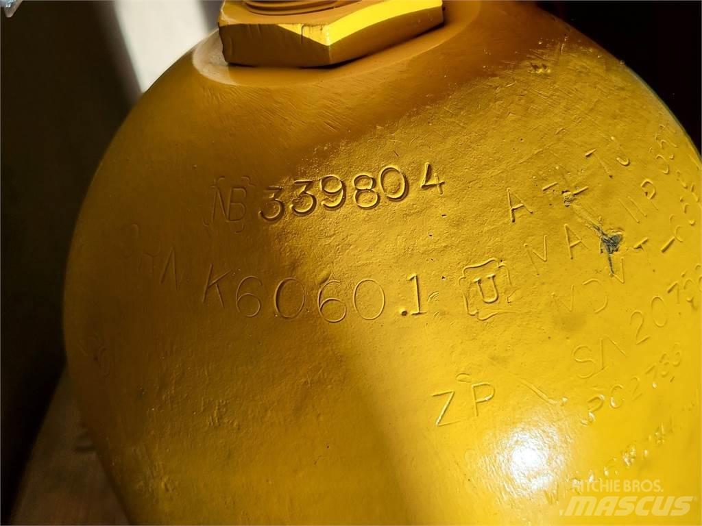 Komatsu PC2733 Zglobni demperi