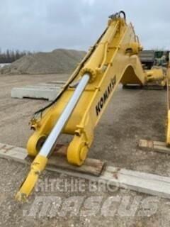 Komatsu PC800 Bageri na kotačima