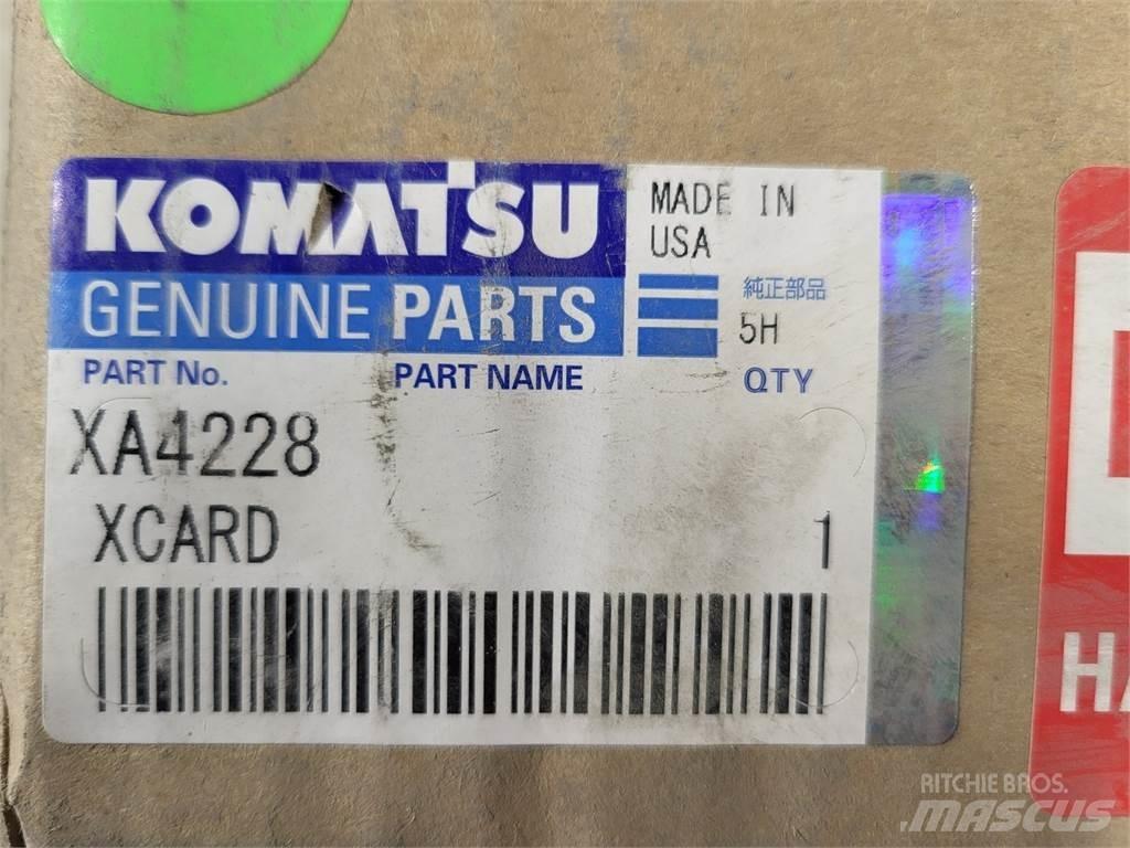 Komatsu XA4228 Zglobni demperi