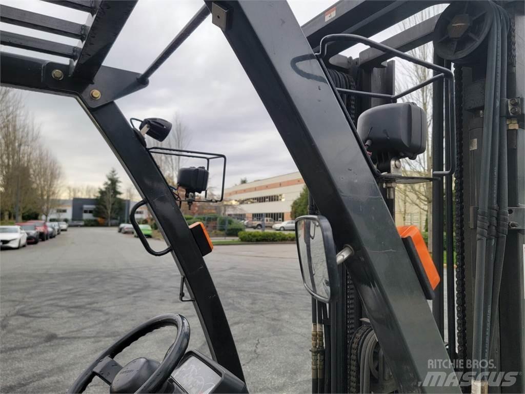 Nissan MCPL01A15LV Ostalo