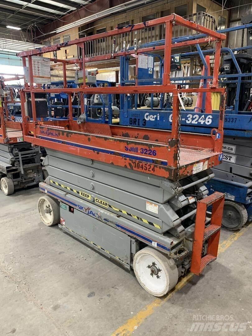 SkyJack SJIII 3226 Škaraste platforme