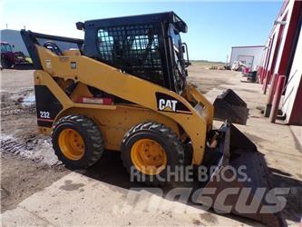 CAT 232 Skid steer mini utovarivači