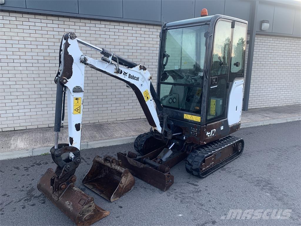 Bobcat E17 Bageri gusjeničari